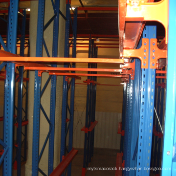 Steel rack drive in pallet racking system